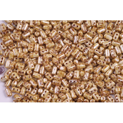 Matubo Rulla 3x5mm Chalk White Glaze 65401 | Czech Glass Beads