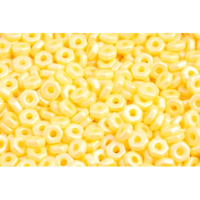 Hex Nut Beads 2x5mm Pastel Cream 02010/29301 | Rutkovsky Glass