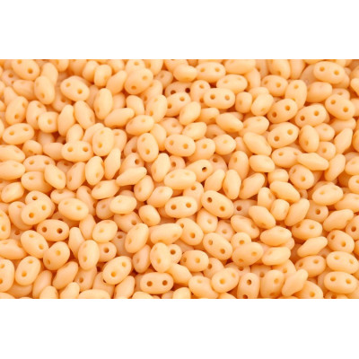 Matubo MiniDuo 2x4mm Opaque Ivory Matte 13020/84110 | Czech Glass