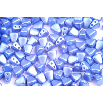 Matubo™ Nib-Bit 2-Hole Beads Pastel Sapphire 02010/25015 | 6x5mm