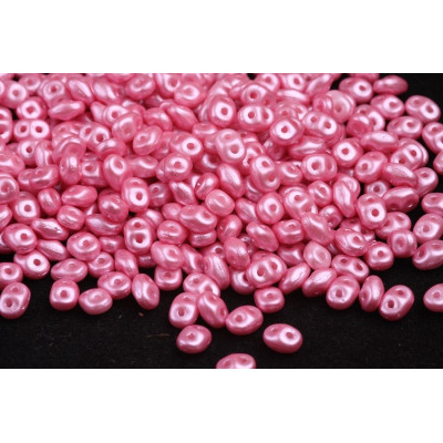 Matubo Superduo 2.5x5mm Pastel Pink 02010/25008 | Czech Glass Beads