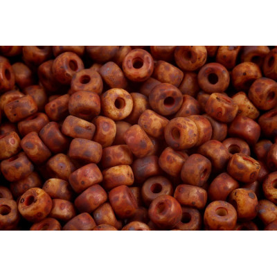 Matubo Round 2/0 Opaque Ivory Travertin Matte 85805 | Czech Beads