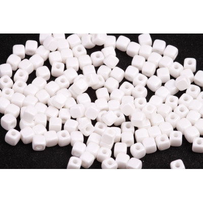 Cubix 4x4 mm N. 17 WHITE SILK MATT
