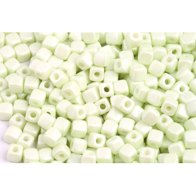 Cubix 4x4 mm N. 62 PASTEL GREEN