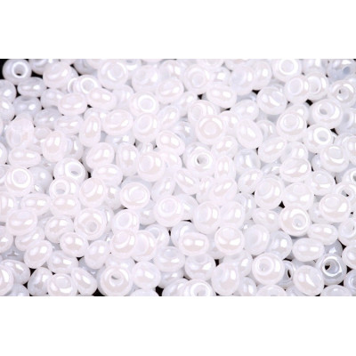 Czech Glass Drops 5/0 Chalk White Luster 57102 | Preciosa Beads