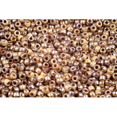 MATUBO ROUND 8/0  N. 265 CHALK REMBRANDT