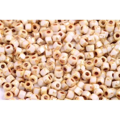 Matubo 3CUT 6/0 Chalk Picasso 03000/43400 | Czech Glass Beads