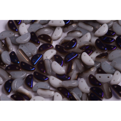 Half Moon 8x4 mm N. 17 WHITE ALABASTER AZURO