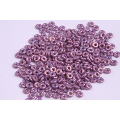 O-Bead N. 18 Chalk White Lila vega Luster