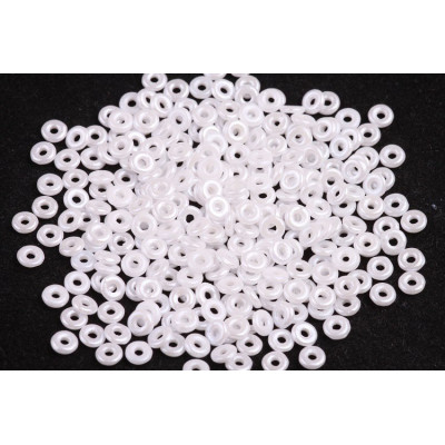 O-Bead 4 mm N. 65 Chalk White lustered