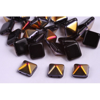 Pyramid Stud Beads 12x12mm N. 32 JET SLIPERIT