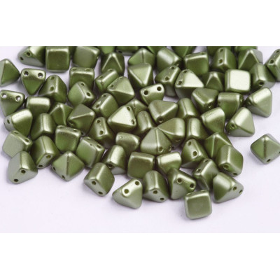 Pyramid Stud Beads 6x6mm N. 62 PASTEL OLIVINE