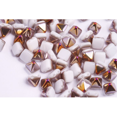 Pyramid Beads N. 94 WHITE SLIPERIT