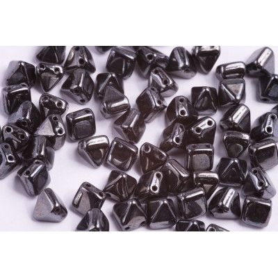 Pyramid Beads N. 116 JET HEMATITE