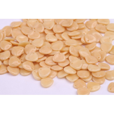 Rose Petal Beads 8x7mm Beige 13000 | Rutkovsky Czech Glass