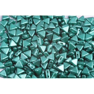 Khéops® par Puca® 2-Hole Triangle Beads Pastel Green 02010/25027