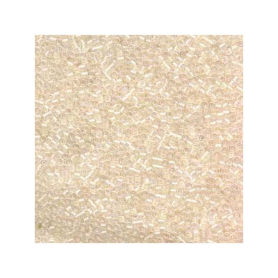 MIYUKI Delica 10/0 N. 210 OFF WHITE AB