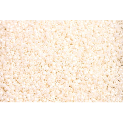 MIYUKI Delica 15/0 N. 351 CEYLON LT YELLOW