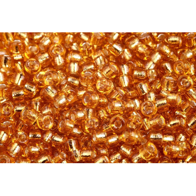 Matubo Round 6/0 Topaz Silver Lined 81800 | Czech Seed Beads