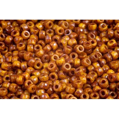 Matubo Round 6/0 Lime Picasso 83120/43400 | Czech Glass Beads