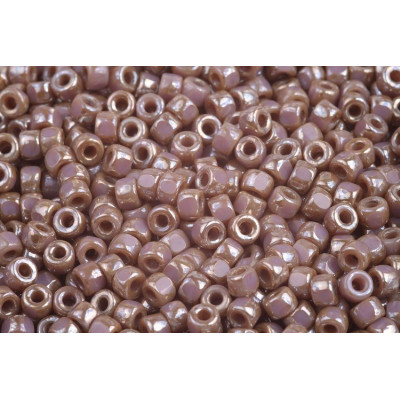Matubo 3CUT 6/0 Opaque Violet Rembrandt 23020/43500 | Czech Beads