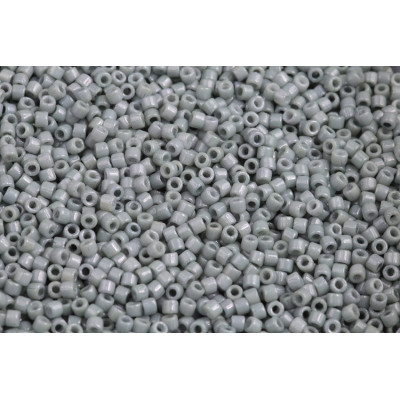 Matubo™ Seed Beads 10/0 Chalk Green Luster 14459 | Glass Beads