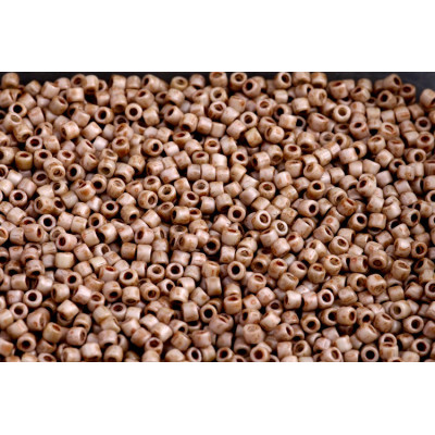 Matubo Seed Beads 10/0 Chalk Green Glaze 85455 | Czech Glass