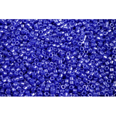Matubo 10/0 Seed Beads Opaque Blue White Luster 33050-14400