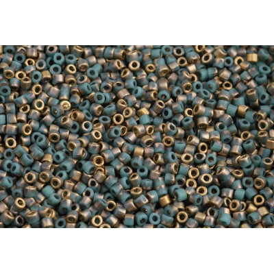 Matubo 10/0 Seed Beads Turquoise Green Fool's Gold 63130-26471