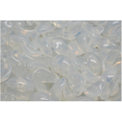 Curved petal beads N. 3447 WHITE OPAL