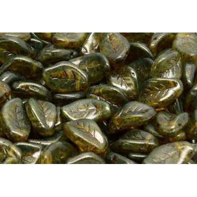 Wavy Leaf Beads 9x14 mm N. 1723 CRYSTAL GREEN SPOTTED