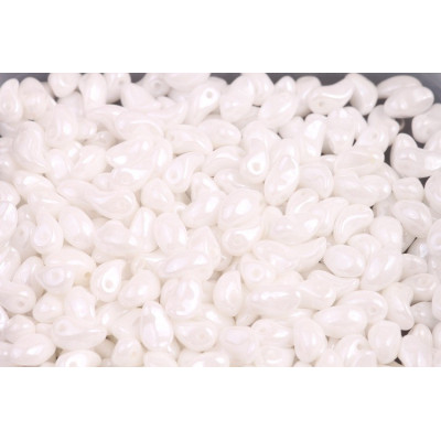 Lily Petal Beads 4x6 mm N. 1618 WHITE ALABASTER LUSTER