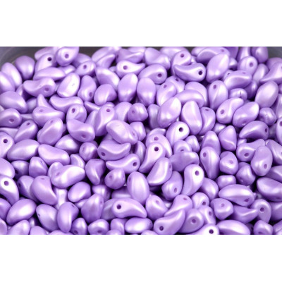 Lily Petal Beads 4x6 mm N. 1625 POWDER ORCHID