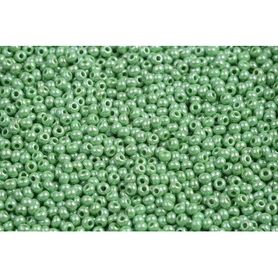 Preciosa 10/0 Seed Beads PermaLux Green 58210 | Czech Glass