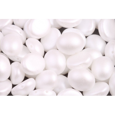 Preciosa Candy™ Oval 10x12 N. 78 PASTEL SNOW WHITE