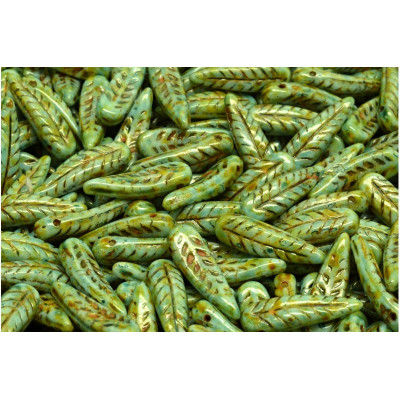 Bird Feather Beads N. 76 OPAQUA GREEN SPOTTED