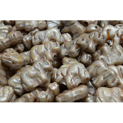 Elephant Beads N. 1713 OPAQUE IVORY SPOTTED