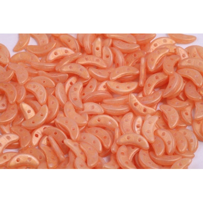 Czech Mates Crescent 10x3 mm N. 31 Pink