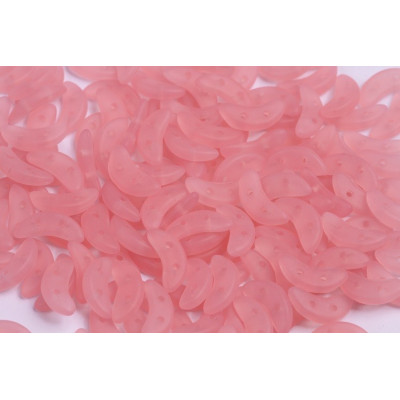 Czech Mates Crescent N. 106 Matte Opal Pink 