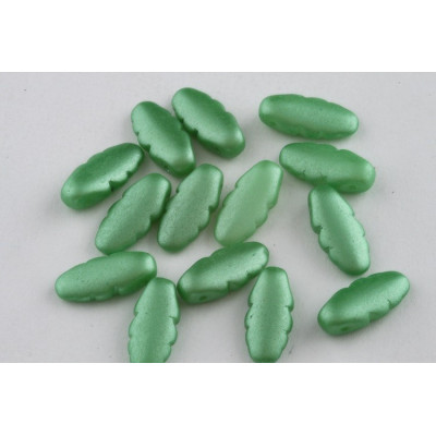 Dagues dentelle 6X13 mm N. 3909 Vert
