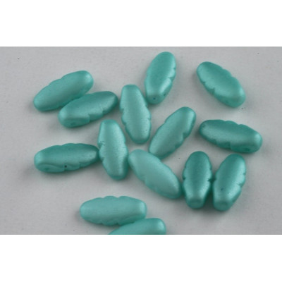 Dagues dentelle 6X13 mm N. 3910 Bleu clair