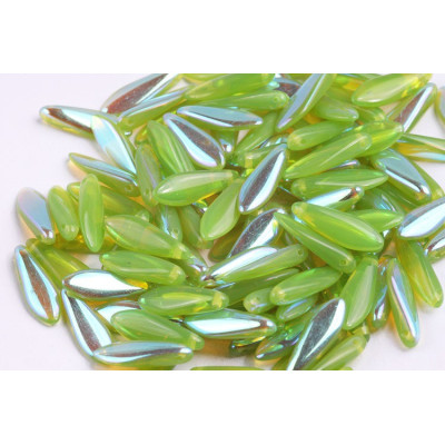 Dagger beads 5x16 mm N. 91 Chrysolite AB