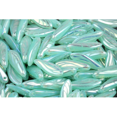 Dagger beads 5x16 mm N. 63 Green