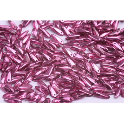 Dagger beads 3x11 mm N. 5000 Pink