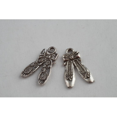 Metal 343 old silver