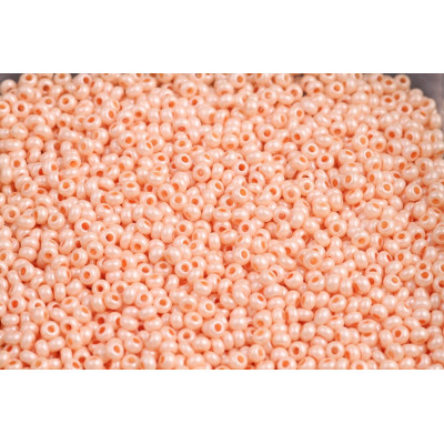 Czech Seed Beads 10/0 Opaque Beige 46387 | Preciosa Glass Beads