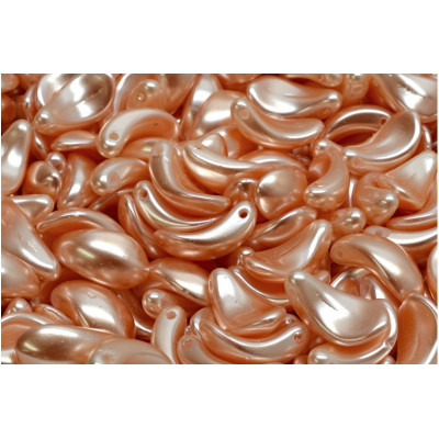 Curved petal beads N. 3477 Pink