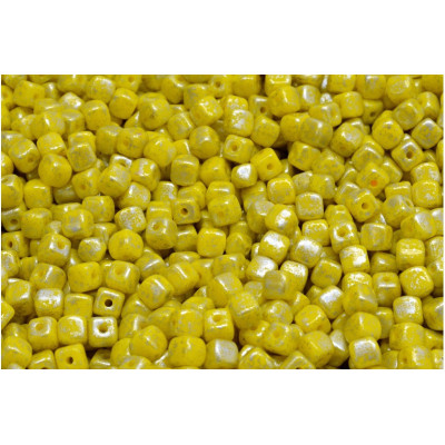 Cube Beads 4x4mm Lemon Splash Silver 83120-94400 | Rutkovsky Glass