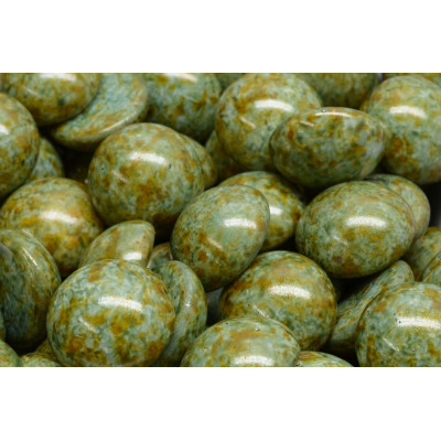 16mm Cardamom Green Cabochon Beads 02010-65326 | Rutkovsky