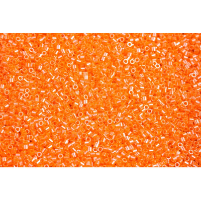 MIYUKI Delica 15/0 N. D5 Opaque Mandarin Luster
